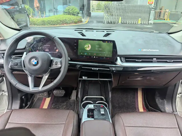 BMW X1 — Фото автомобиля 7