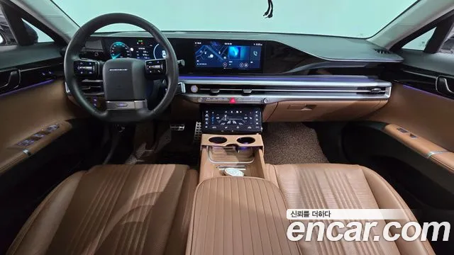 Hyundai Grandeur Grandeur (GN7) 2.5 Бензин 2WD — Фото автомобиля 4