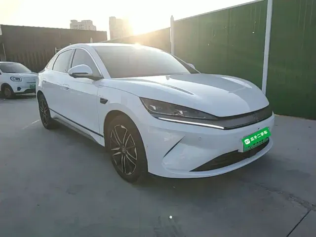 BYD Qin L — Фото автомобиля 3