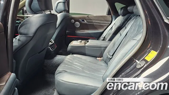Genesis G80 RG3 — Фото автомобиля 12