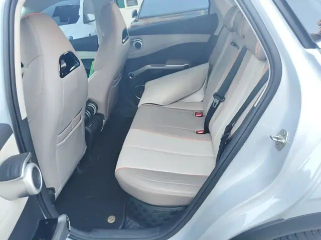 BYD Yuan PLUS — Фото автомобиля 16
