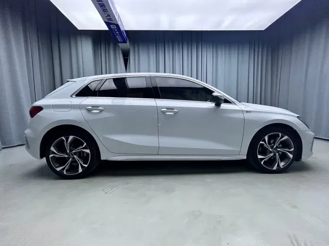 Audi A3 — Фото автомобиля 5
