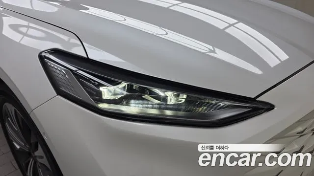 Kia K8 Hybrid — Фото автомобиля 7