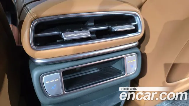 Genesis GV80 — Фото автомобиля 29