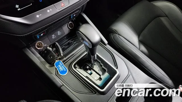 KG_Mobility_Ssangyong Rexton Новый Rexton Sport Khan Дизель 2.2 2WD — Фото автомобиля 9