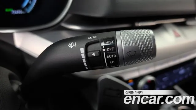 Genesis G80 Electrified G80 (RG3) — Фото автомобиля 25