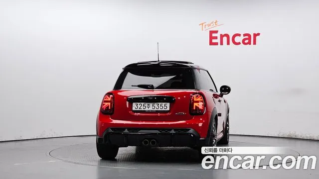 Mini Cooper — Фото автомобиля 3