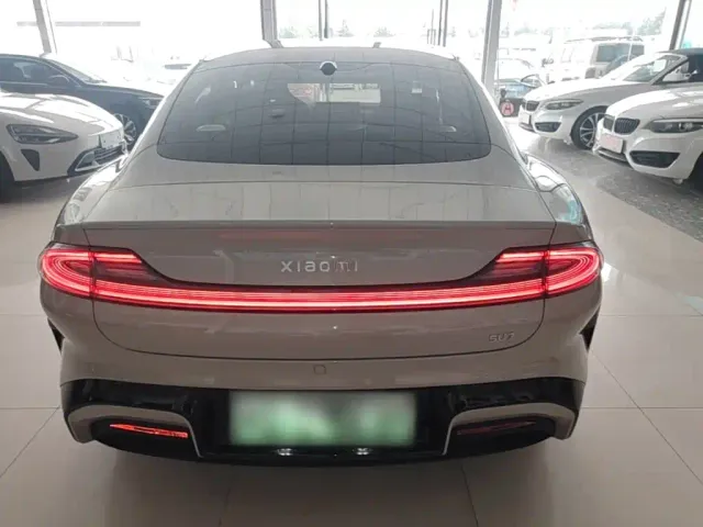 Xiaomi SU7 — Фото автомобиля 5