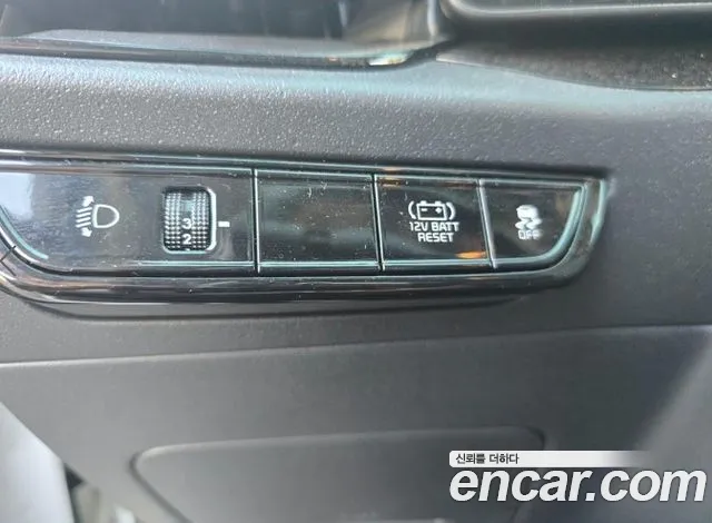 Kia Niro The All New — Фото автомобиля 13