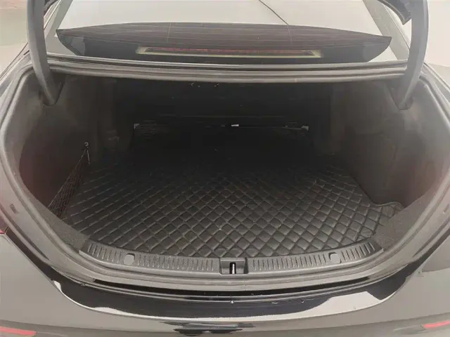 Mercedes-Benz Mercedes-Benz E-Class 2022 E 260 L Sport 4MATIC — Фото автомобиля 12
