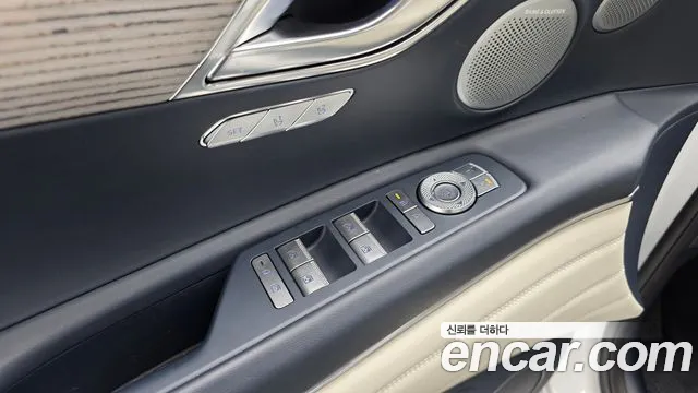 Genesis GV80 — Фото автомобиля 30