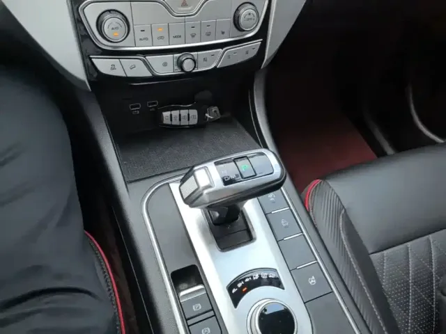 Great Wall Pao 2021 2.0T Off-Road Automatic Diesel 4WD Everest Edition GW4D20M — Фото автомобиля 13