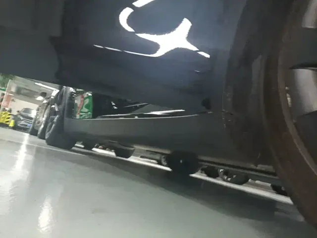 Tesla Model Y — Фото автомобиля 20
