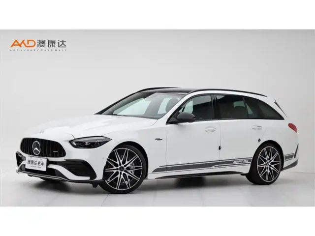 Фотография автомобиля — Mercedes-Benz C-Class AMG