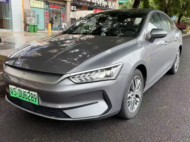 Фотография автомобиля — BYD Qin PLUS