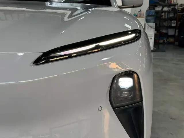Nio ET5 — Фото автомобиля 3