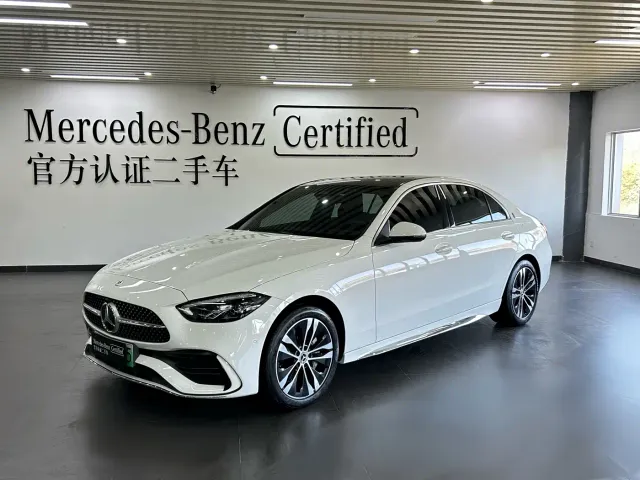 Mercedes-Benz C-Class — Фото автомобиля 4