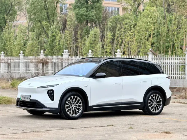 Nio ES6 — Фото автомобиля 2