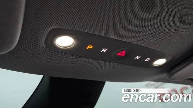 Tesla Model Y — Фото автомобиля 9