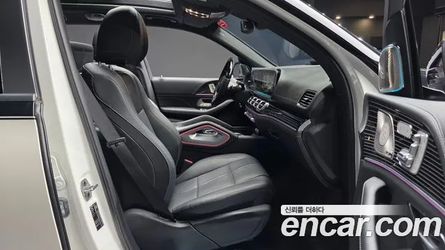 Mercedes-Benz GLS-Class — Фото автомобиля 21