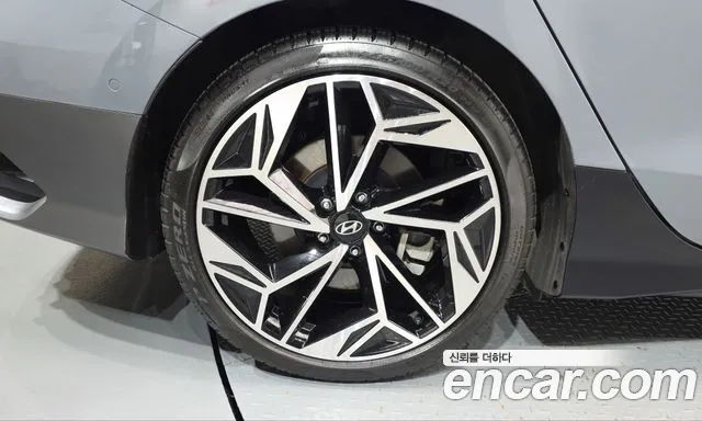 Hyundai Ioniq 6 — Фото автомобиля 5