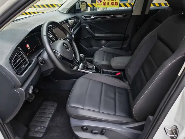 Volkswagen Volkswagen T-ROC 2022 280TSI DSG 2WD Comfort PLUS — Фото автомобиля 4