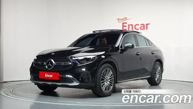 Фотография автомобиля — Mercedes-Benz GLC-Class