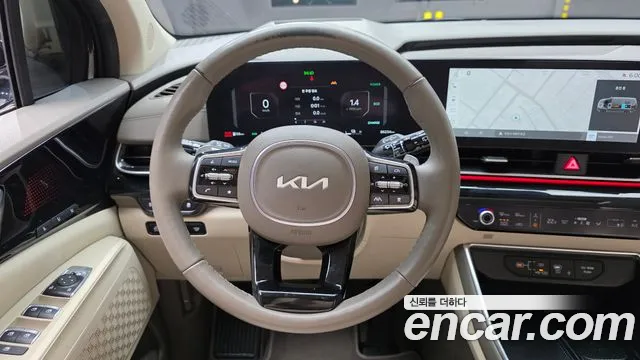Kia Carnival Generation 4 — Фото автомобиля 18