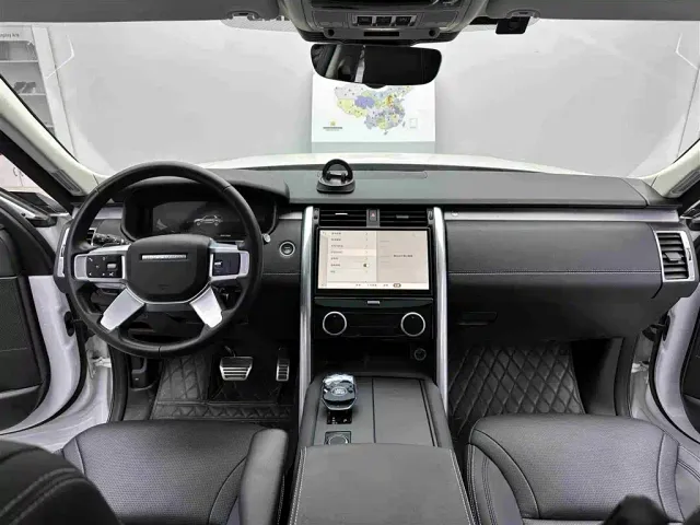 Land Rover Discovery — Фото автомобиля 8