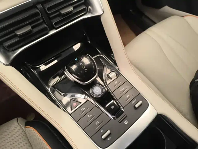BYD Song PLUS — Фото автомобиля 13