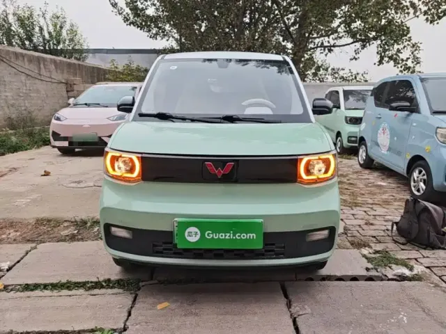 Wuling Motors Hongguang MINIEV 2021 Macaron Fashion Edition LFP — Фото автомобиля 2
