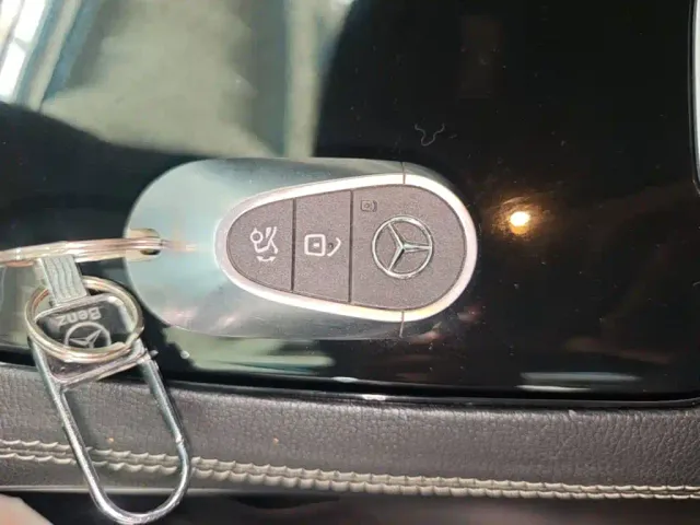 Mercedes-Benz C-Class — Фото автомобиля 8