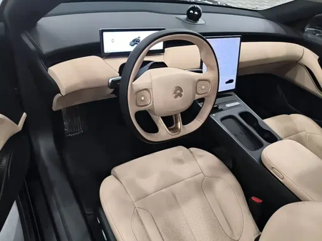Nio ET5 Touring — Фото автомобиля 9