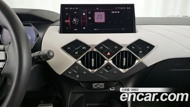 Citroen-DS DS3 — Фото автомобиля 15