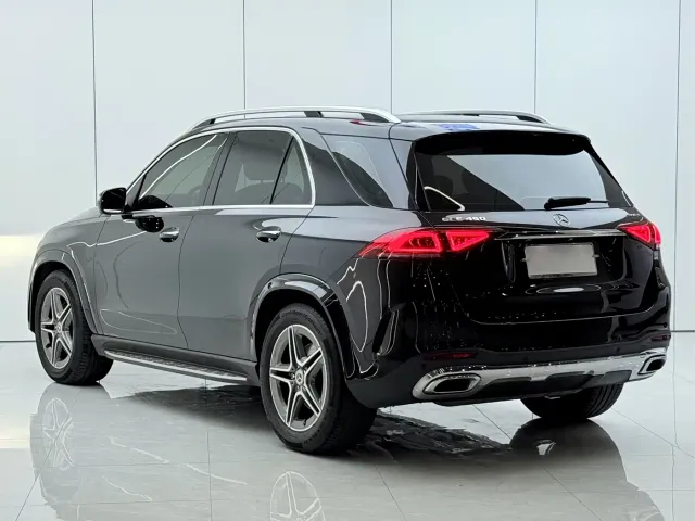 Mercedes-Benz GLE-Class — Фото автомобиля 14