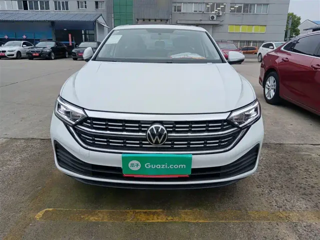 Volkswagen Sagitar — Фото автомобиля 2