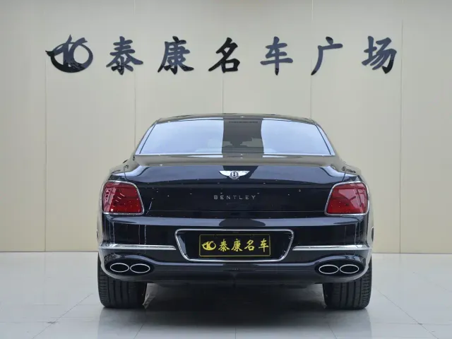 Bentley Flying Spur — Фото автомобиля 3