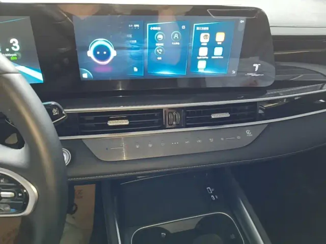 Chery Tiggo 7 PLUS — Фото автомобиля 12