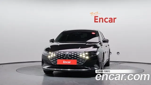 Hyundai Grandeur Grandeur (New) — Фото автомобиля 3