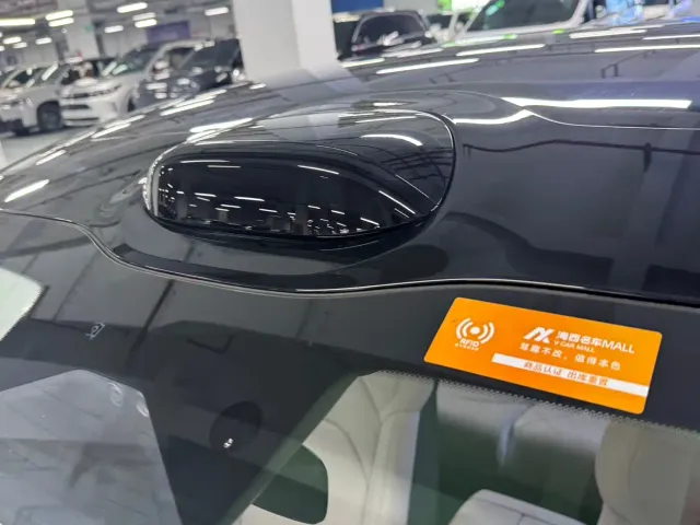 Xiaomi SU7 — Фото автомобиля 4