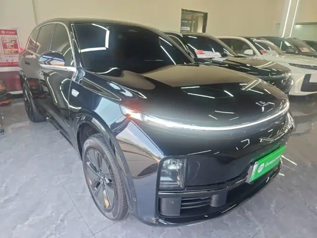 Li Auto Li Auto L7 2024 Pro — Фото автомобиля 3