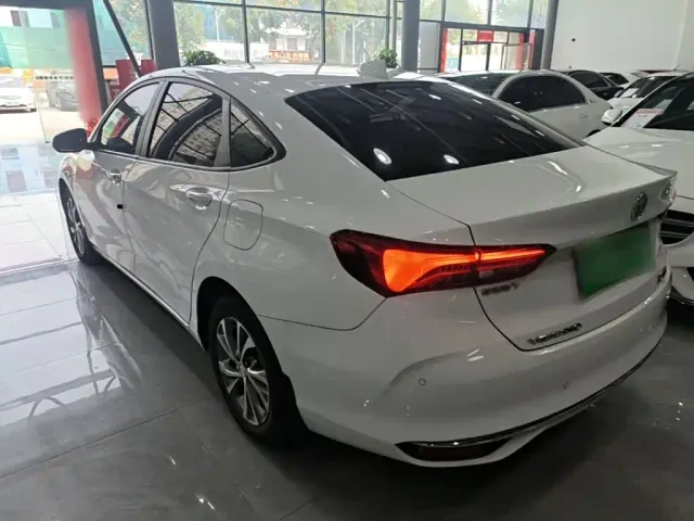 Buick Verano — Фото автомобиля 4