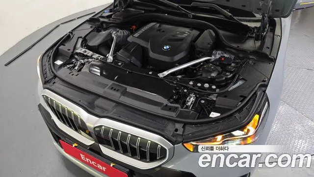 BMW 5-Series 5 серия (G60) 530i xDrive M Sport — Фото автомобиля 6