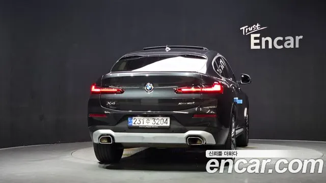 BMW X4 — Фото автомобиля 4