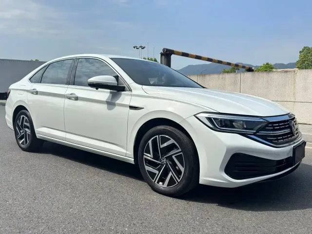 Volkswagen Sagitar — Фото автомобиля 3