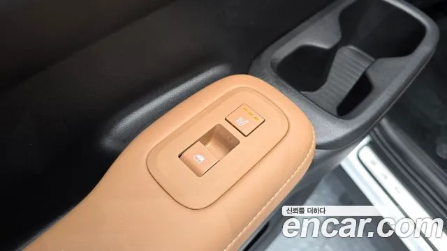 Hyundai Santa Fe MX5 — Фото автомобиля 20