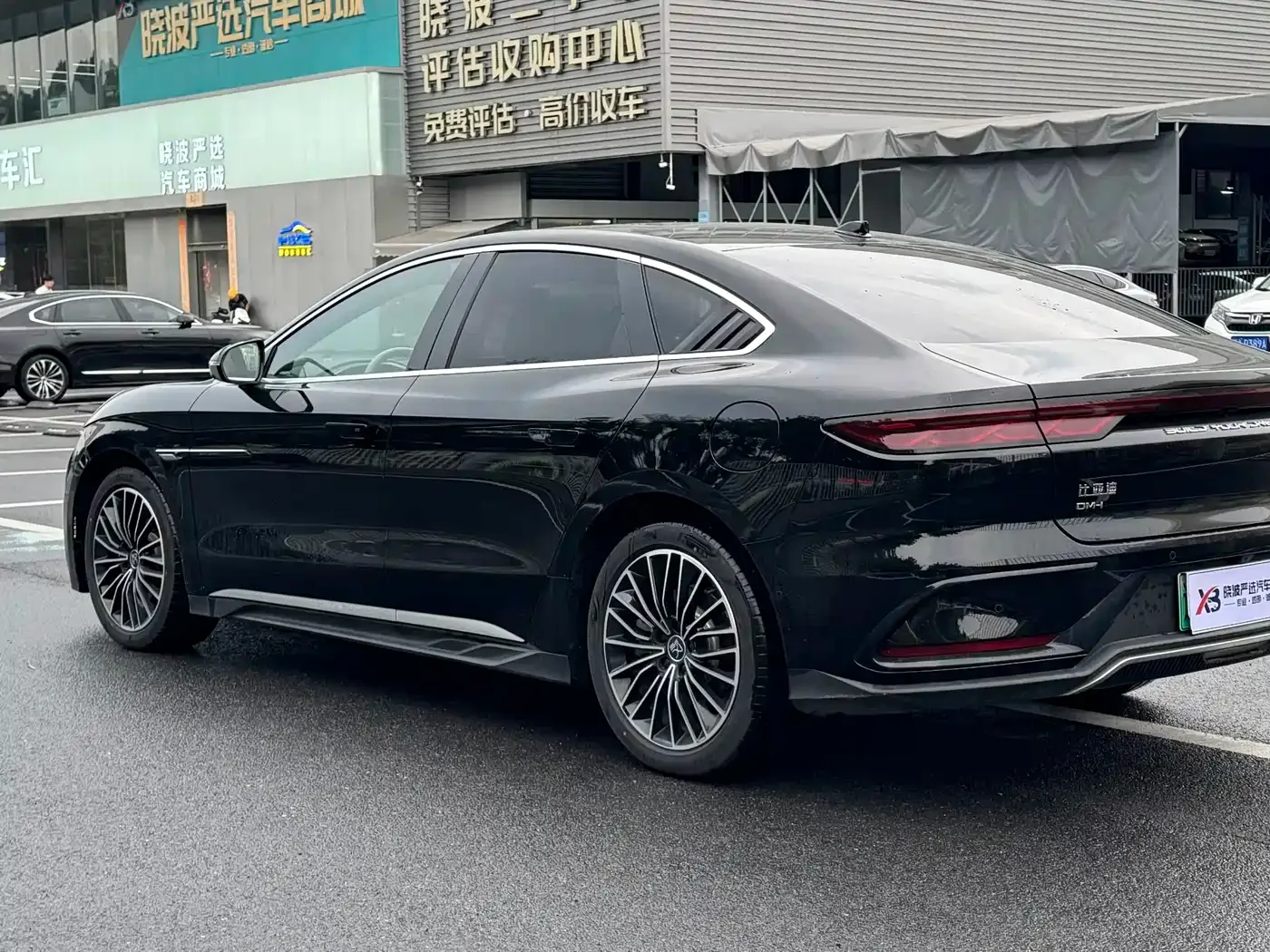 BYD Han 2025 DM-i Smart Driving Edition 125KM LiDAR Flagship — Фото автомобиля 5