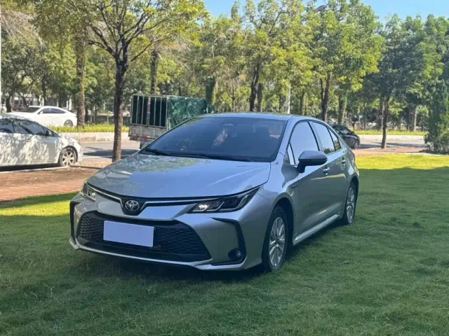 Toyota Corolla — Фото автомобиля 2