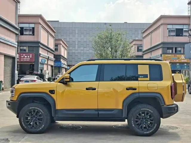 BYD FangChengBao Leopard 5 — Фото автомобиля 2