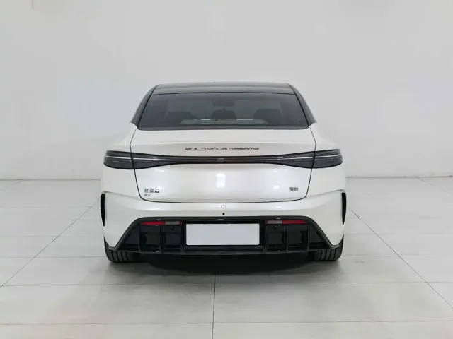 BYD Seal — Фото автомобиля 7